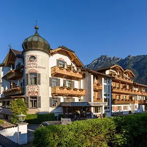 Staudacherhof In I Blick Aufs Zugspitzmassiv I Einzigartige Bayurvida Kueche Hotel Garmisch-Partenkirchen